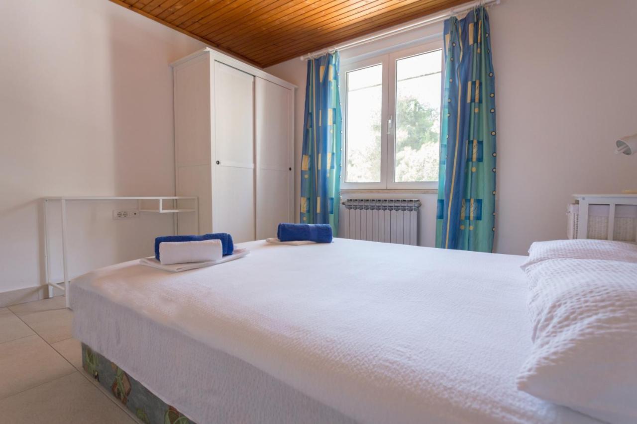 Lussino Accommodation Mali Losinj Exterior photo