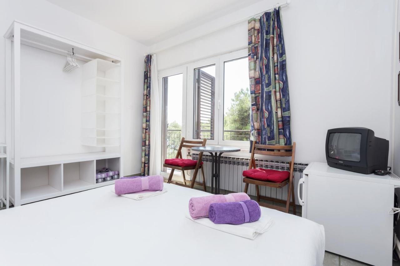 Lussino Accommodation Mali Losinj Exterior photo