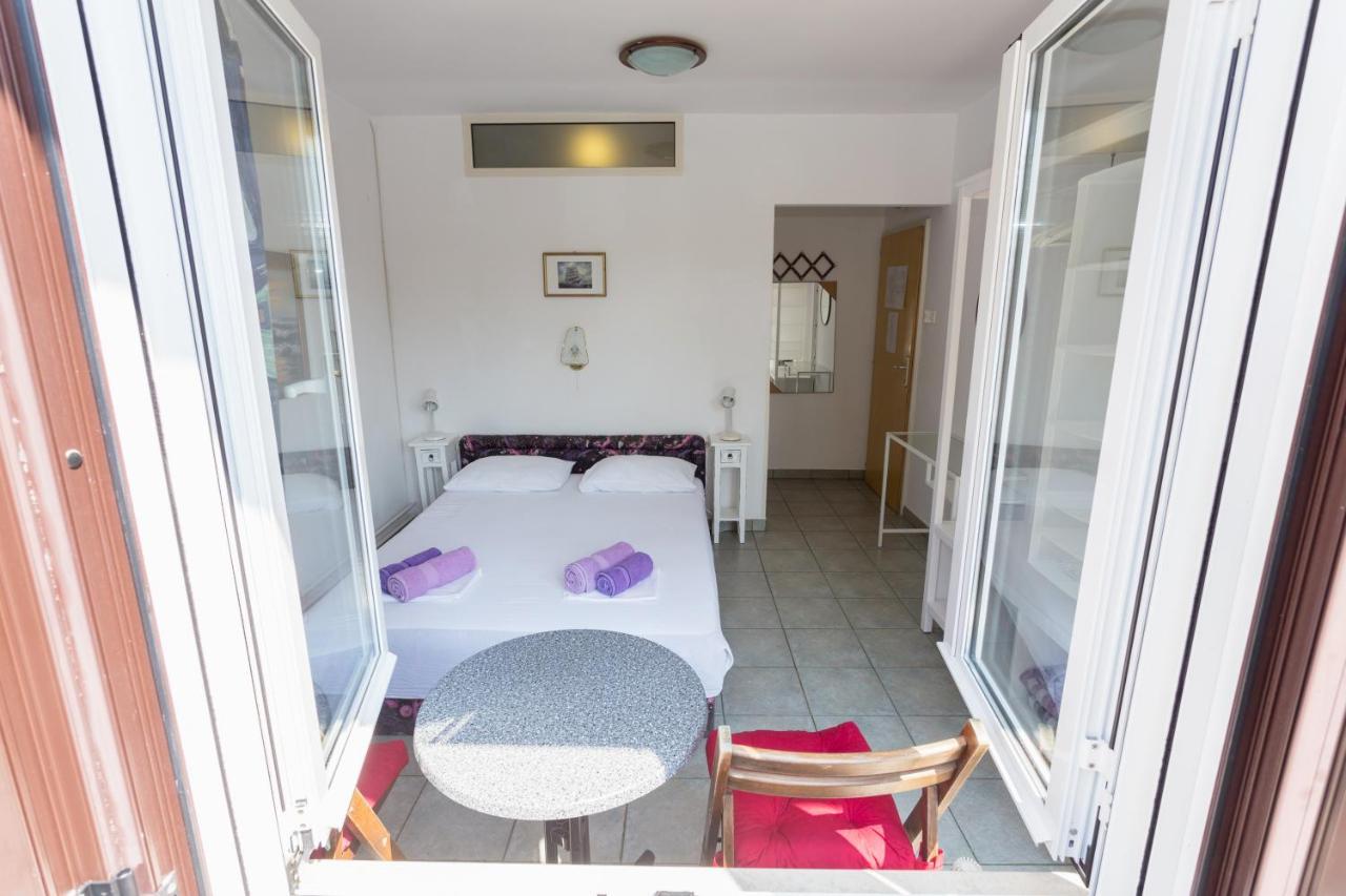 Lussino Accommodation Mali Losinj Exterior photo