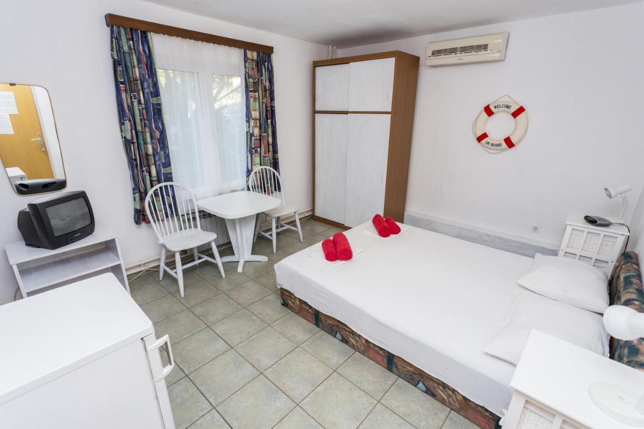 Lussino Accommodation Mali Losinj Exterior photo