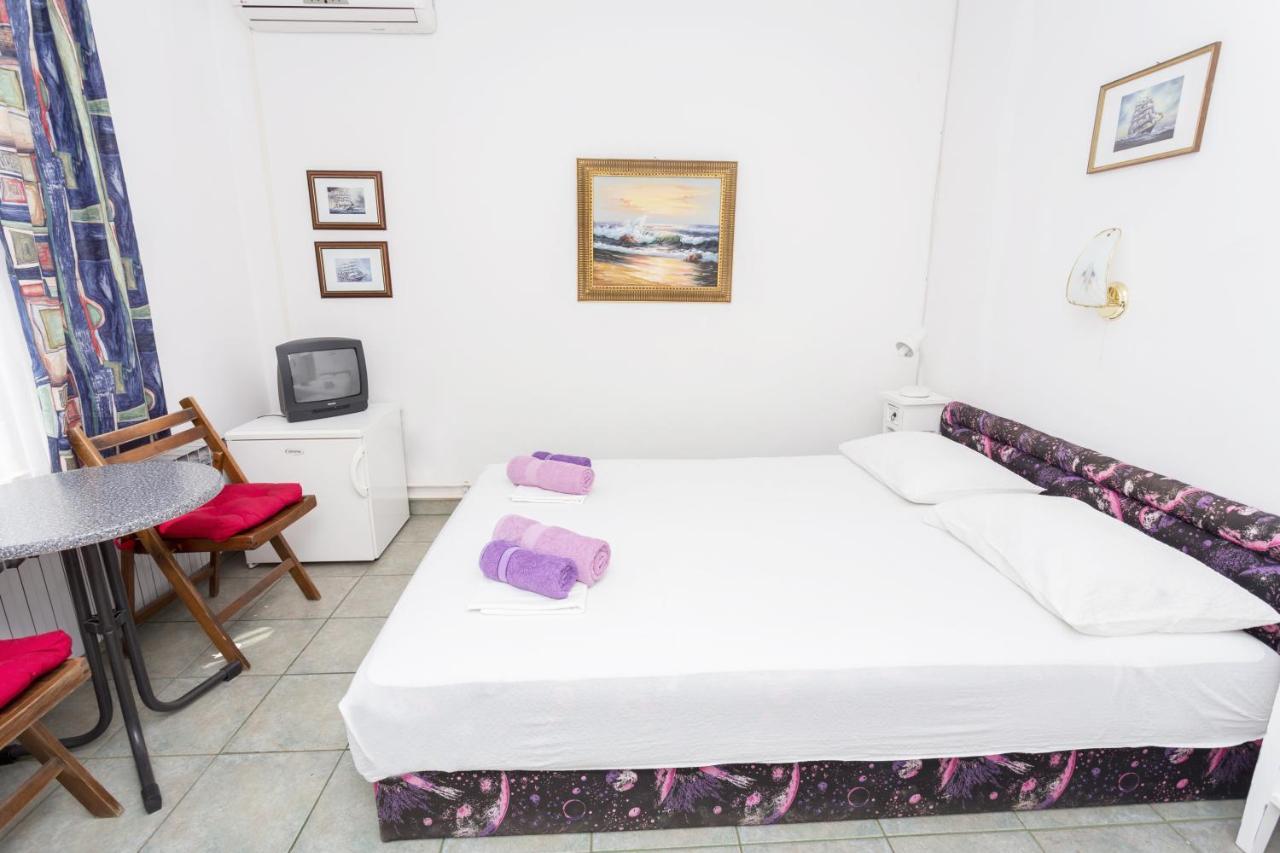 Lussino Accommodation Mali Losinj Exterior photo