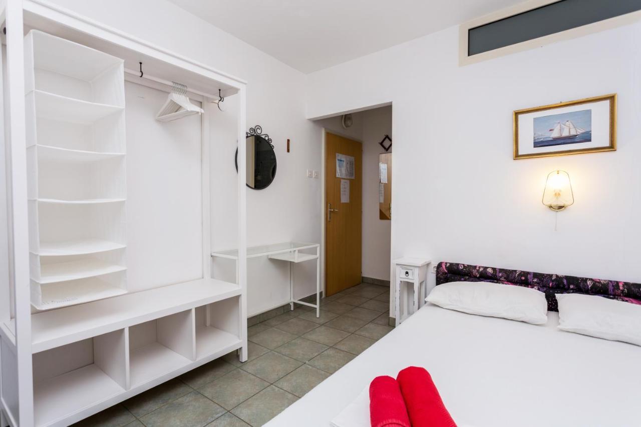 Lussino Accommodation Mali Losinj Exterior photo